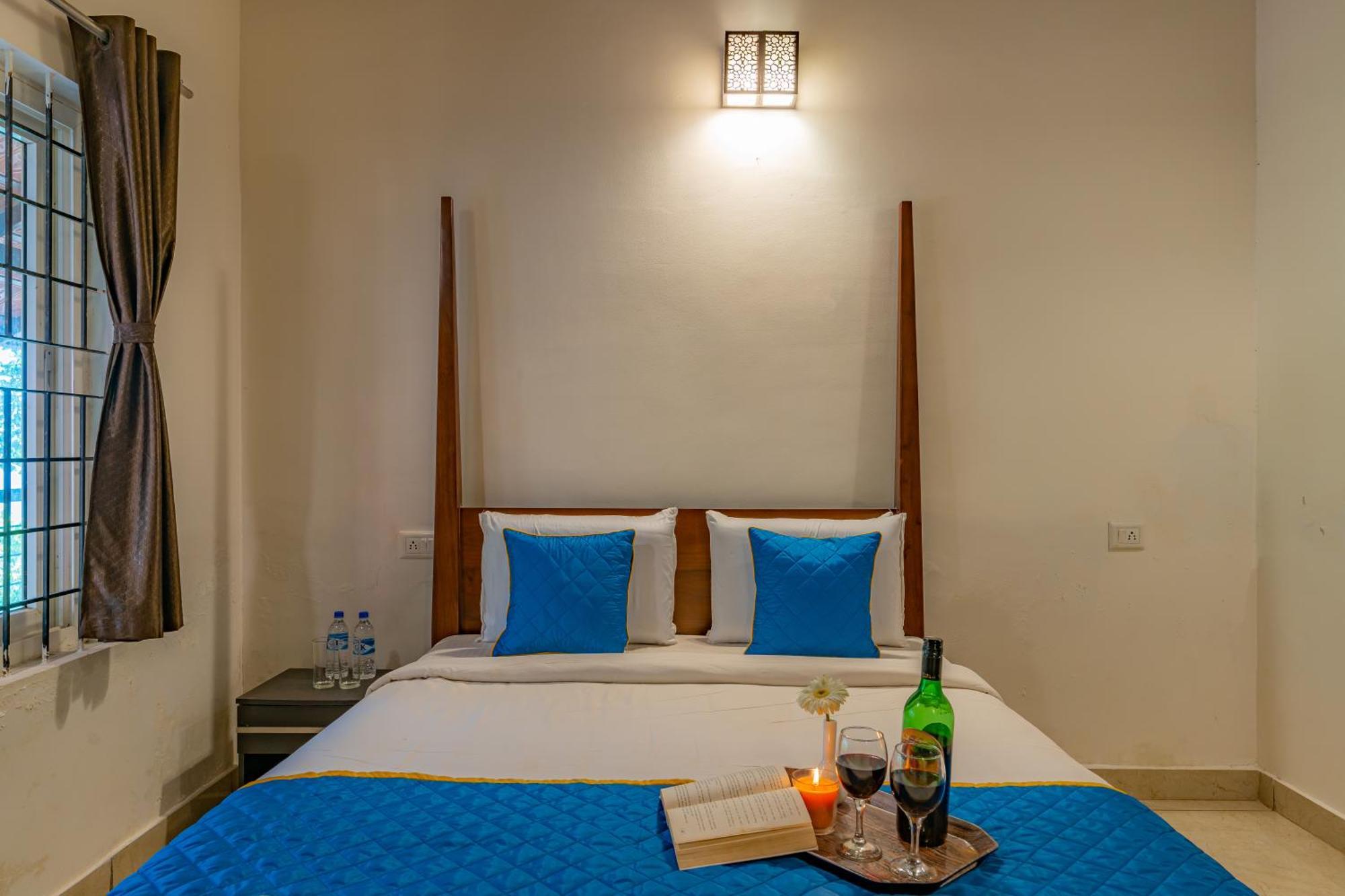 Q Swarga Retreat Hotel Attigundi Exterior photo